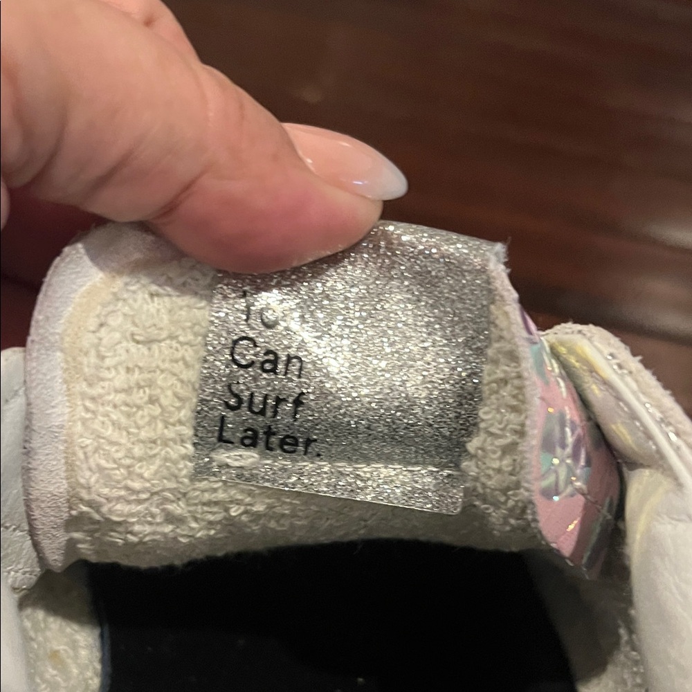 P448 Women's White and Silver Textured Sneakers - Picture 10 of 16